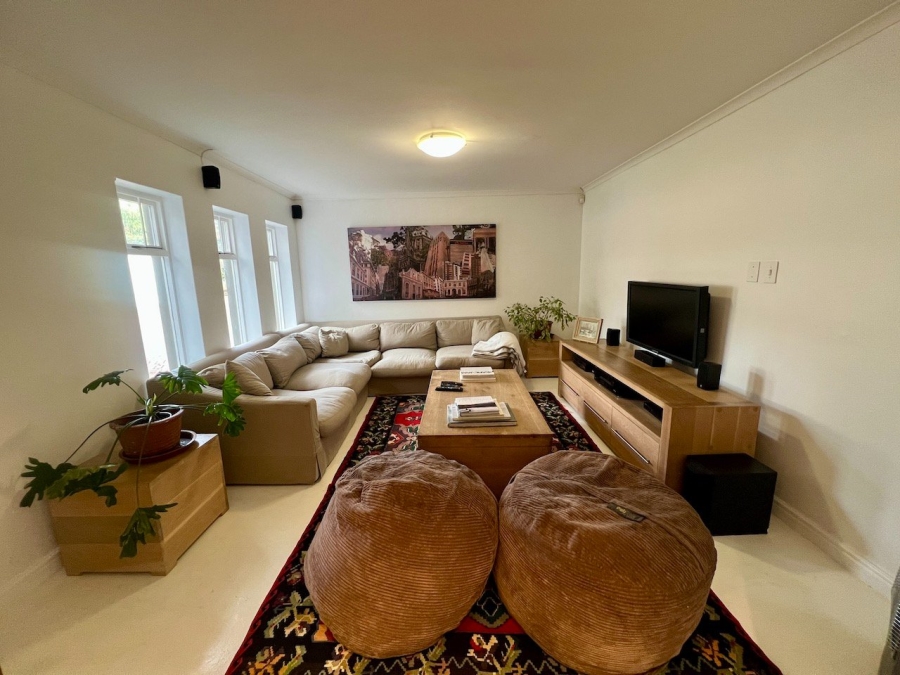 To Let 4 Bedroom Property for Rent in Constantia Western Cape